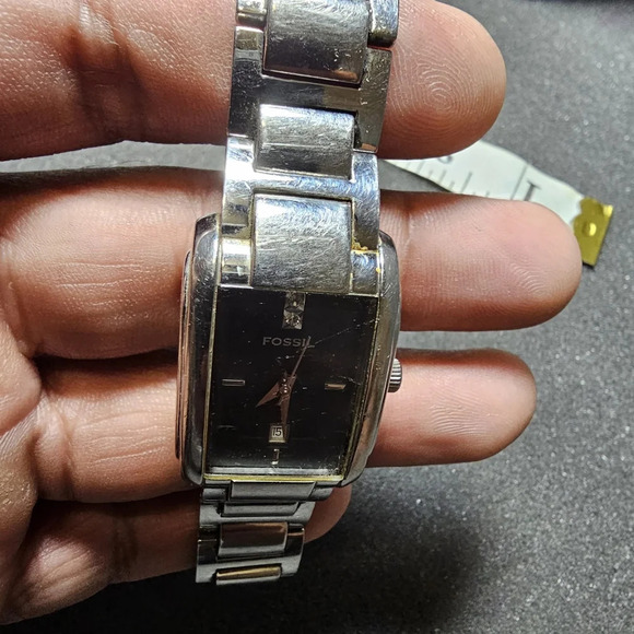 Fossil F2 Quartz Ladies Watch Rectangle Tank Date Just Diamond Accent Working he - Picture 2 of 9